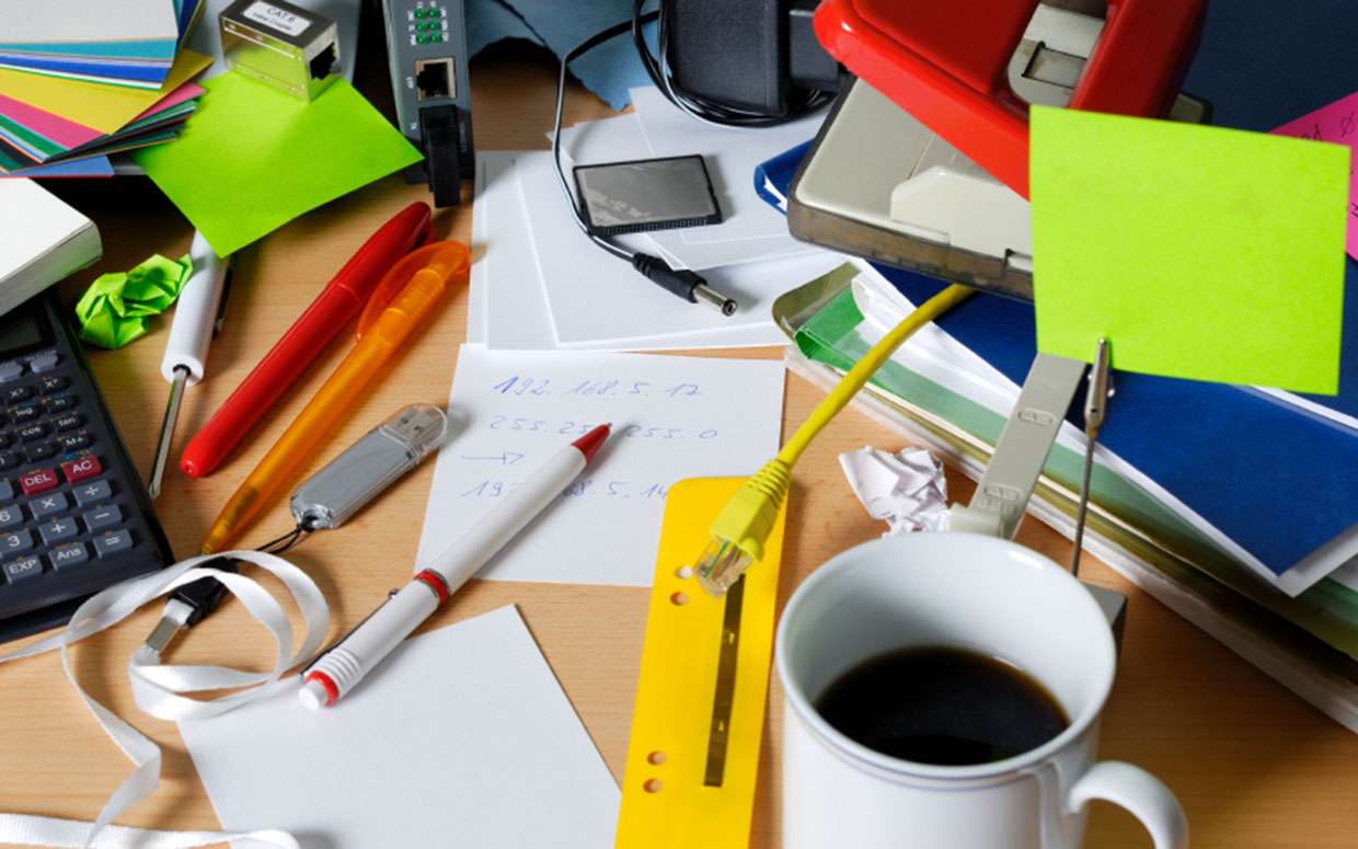 A messy desk can be a sign of creativity | FIVEAA
